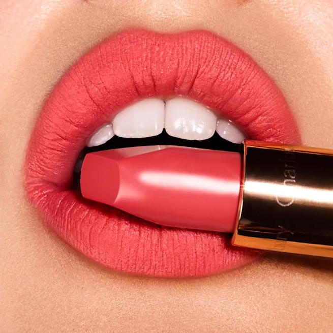Charlotte Tilbury - Matte Revolution Lipstick