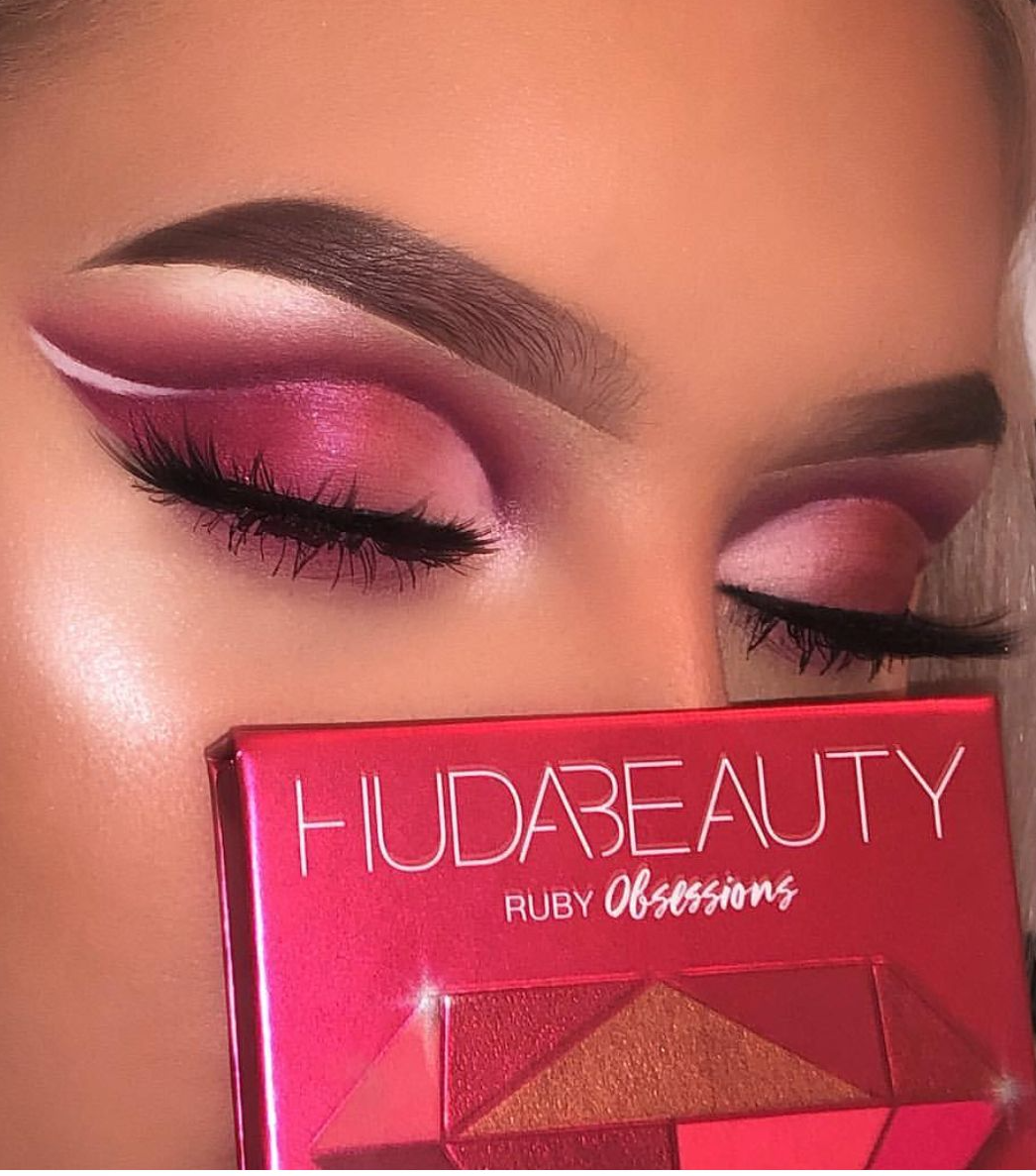 Huda Beauty - Ruby Obsessions Eye Shadow Palette